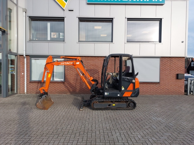 100993_Hitachi-ZX27-100993-1.jpg