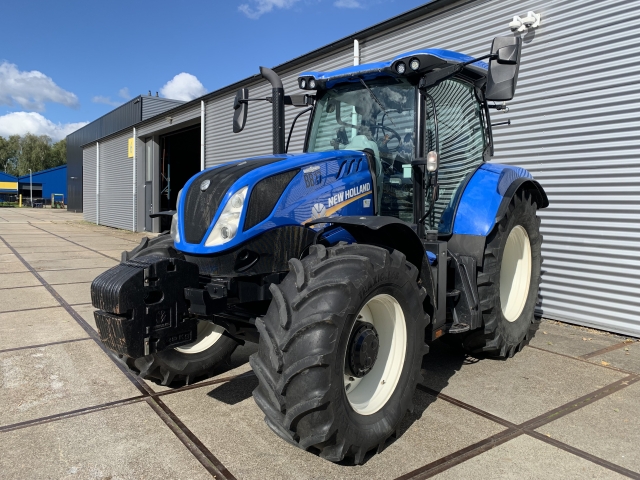 104501_New-Holland-T6-155AC-1.jpg