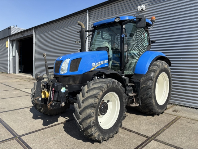 106735_New-Holland-T6-150-1.jpg