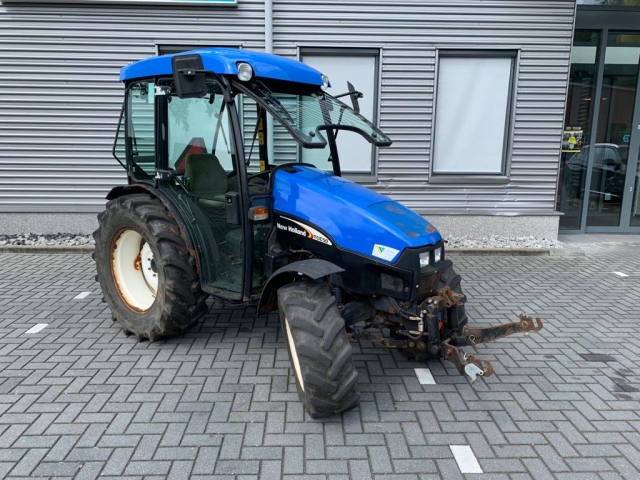 109338_New-Holland-TCE35-109338-1.jpg