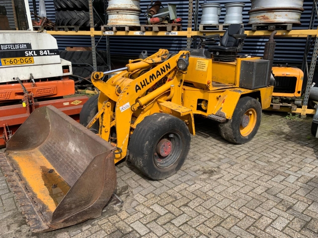 110504_Ahlman-AL7-Shovel-110504-1.jpg