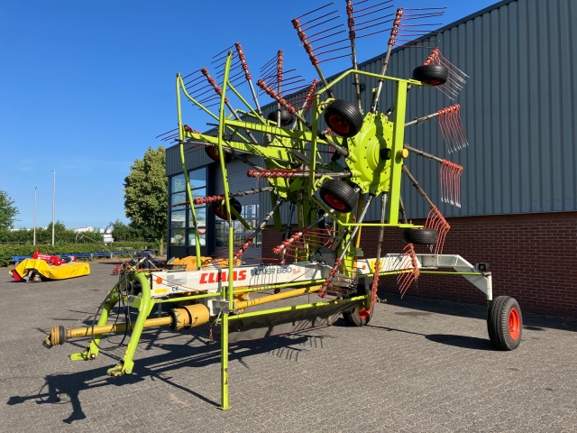 111931_Claas-Liner-880-Hark-111931-1.jpg