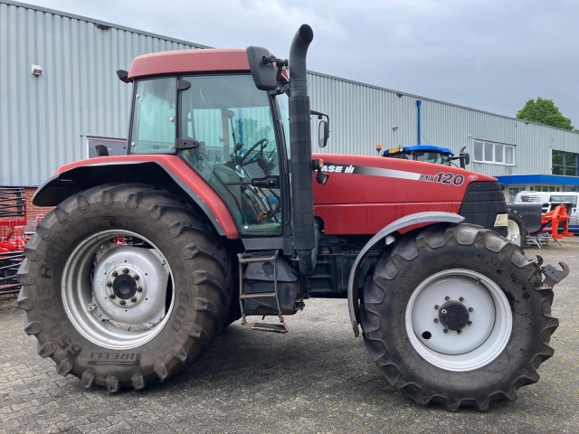 112065_Case-IH-MX120-112065-1.jpg