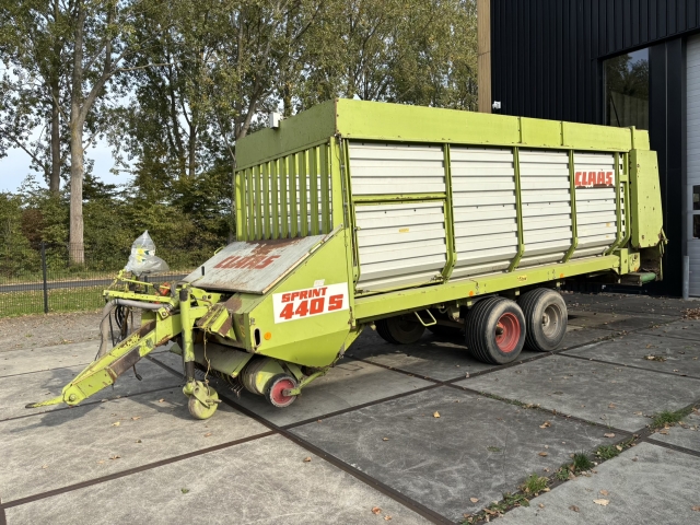 112539_Claas-Sprint-440S-1.jpg