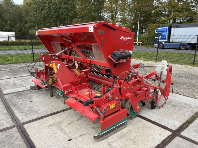 113450_Kverneland-NG-H-301-mc-drill-PRO-1.jpg