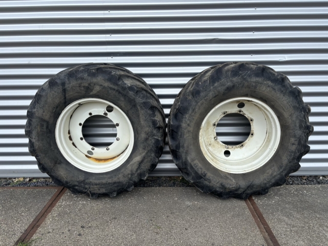 113743_Michelin-540-65R28-1.jpg