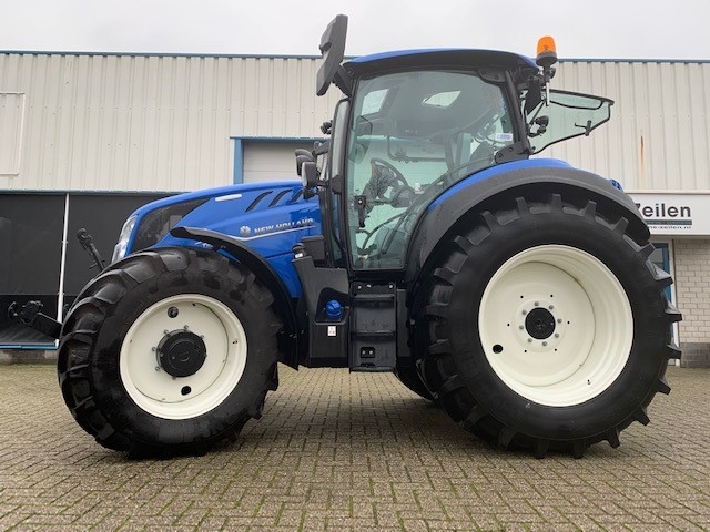 1423_New-Holland-T5-140-DC-DEMO.jpg