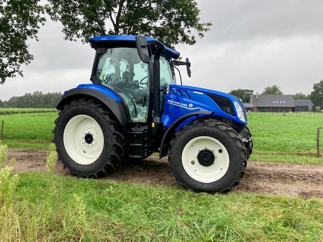 1528_New-Holland-T5-140-DC.jpg