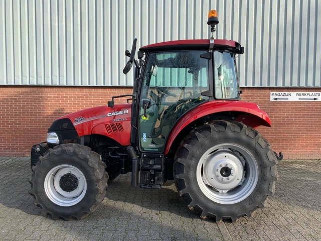2211_Case-IH-Farmall-65C.jpg