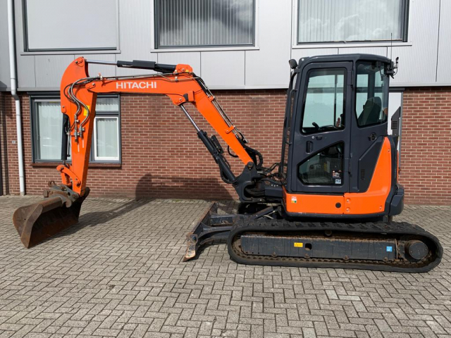 2368_Hitachi-ZX48U-5A.jpg