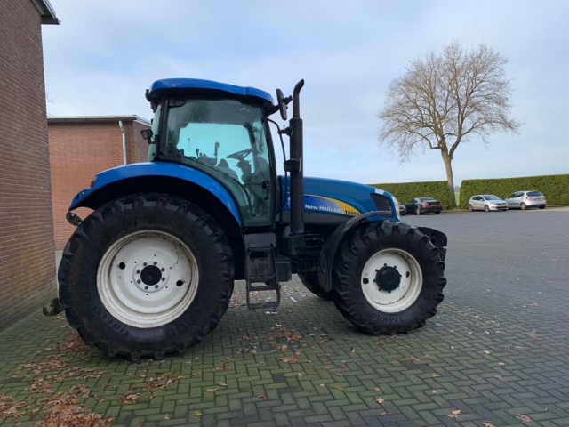 377_New-Holland-T6050-Range-Command.jpg