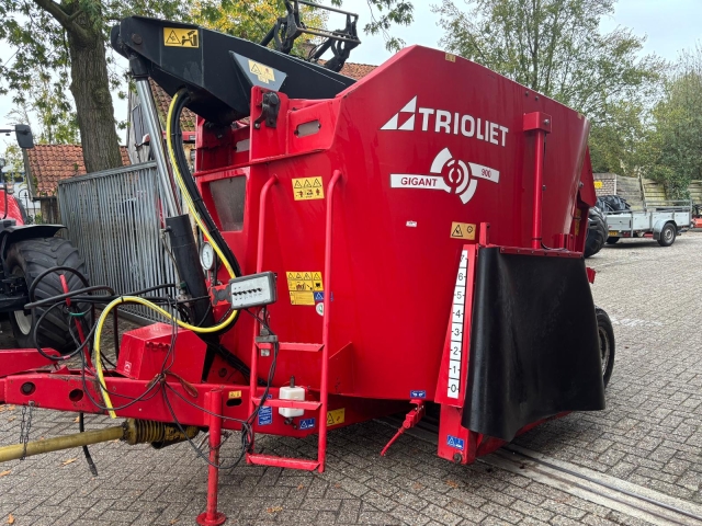 4245108_tr4.jpg