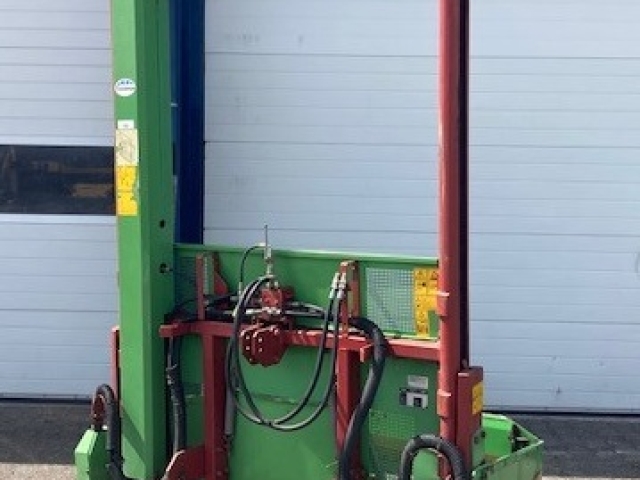 4255047_4255047-1.jpg