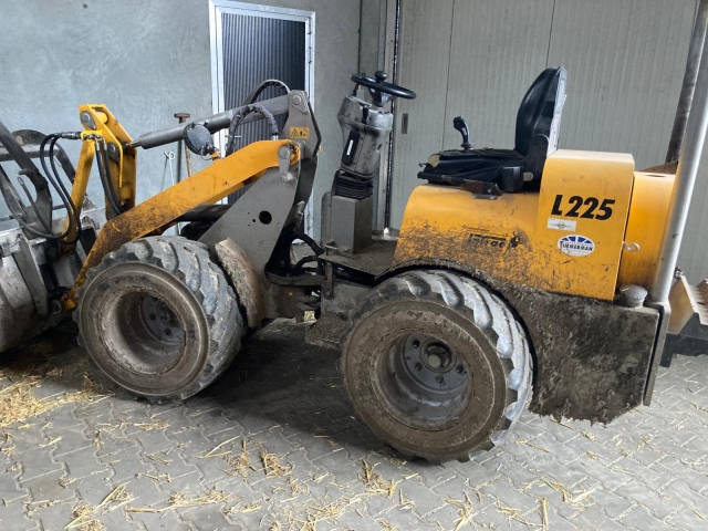 4257135_Fockersperger-Intrac-L225-Minishovel-4257135-1.jpg