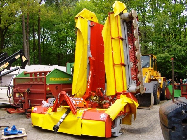 4258772-00001.jpg