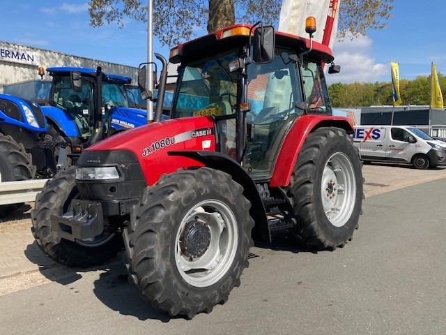 _CASE-IH-JXU-1080-4-wd-cabine-airco.jpg