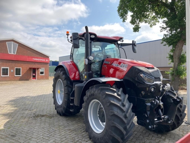 _Case-IH-Puma-200-CVX-Drive.jpg