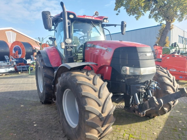 _Case-IH-Puma-220-CVX-110148-1.jpg