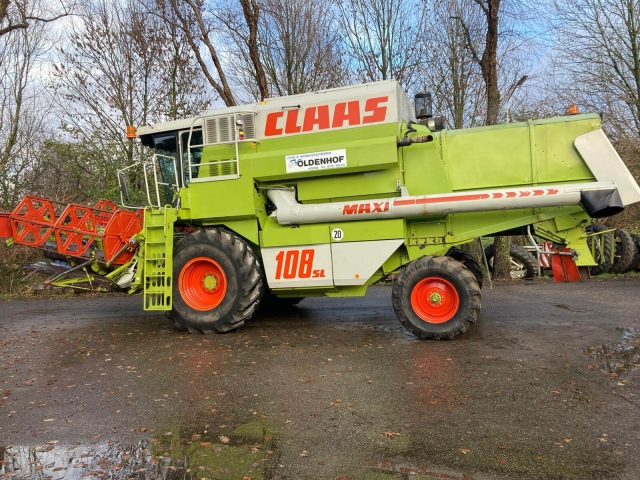 _Claas-108-SL-Maxi-Combine.jpg