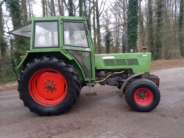 _Fendt-105-LS.jpg
