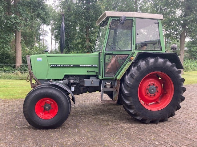 _Fendt-306-LS-2WD.jpg