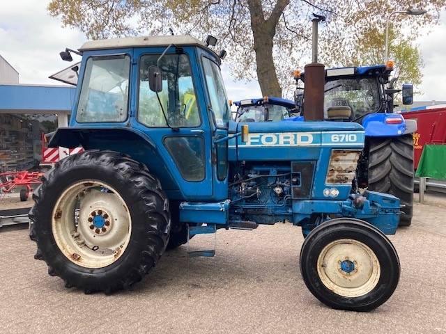 _Ford-6710-Supercab-2-wd-dual-power.jpg