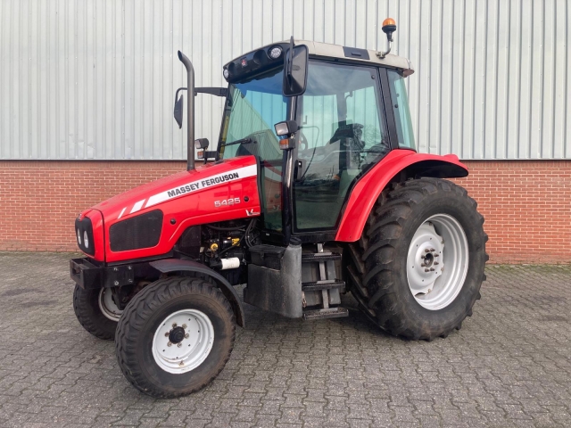 _Massey-Ferguson-5425-19-2-24-1.jpg