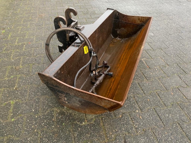 _Matt-Nielen-KB-K2-1200-Kantelbak.jpg