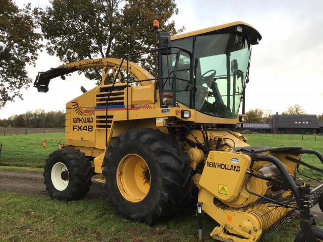_New-Holland-FX450.jpg
