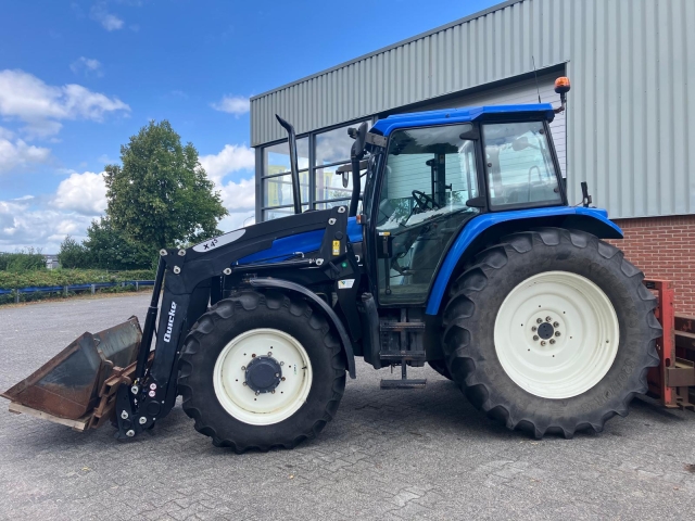 _New-Holland-TS90-105703-108701-1.jpg