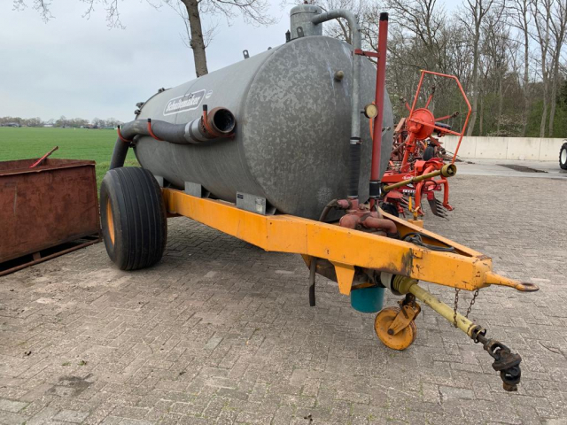 _Schuitemaker-Tank.jpg
