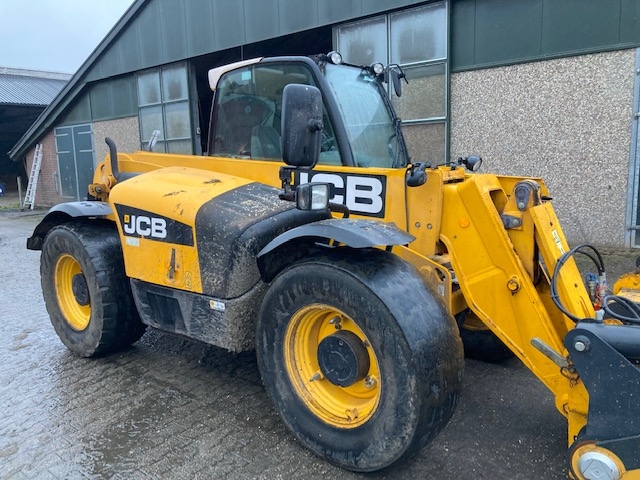 _jcb-541-t-70-agri-plus-verreiker.jpg